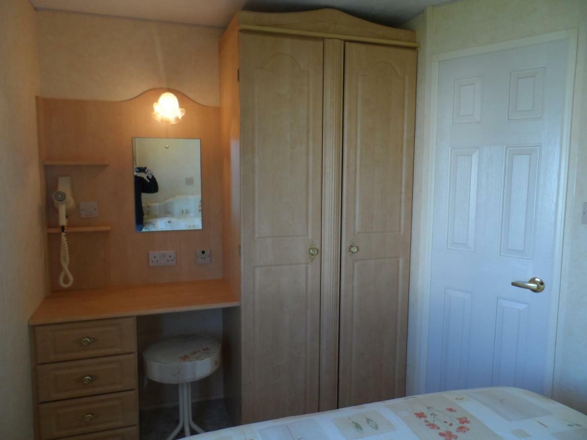 Luxury Mobile Home Near Perranporth Situated On A Quiet Farm Труро Экстерьер фото
