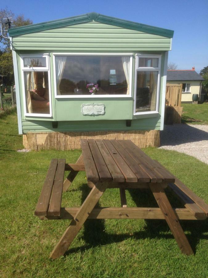 Luxury Mobile Home Near Perranporth Situated On A Quiet Farm Труро Экстерьер фото